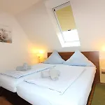 Seepark Burhave 14 *